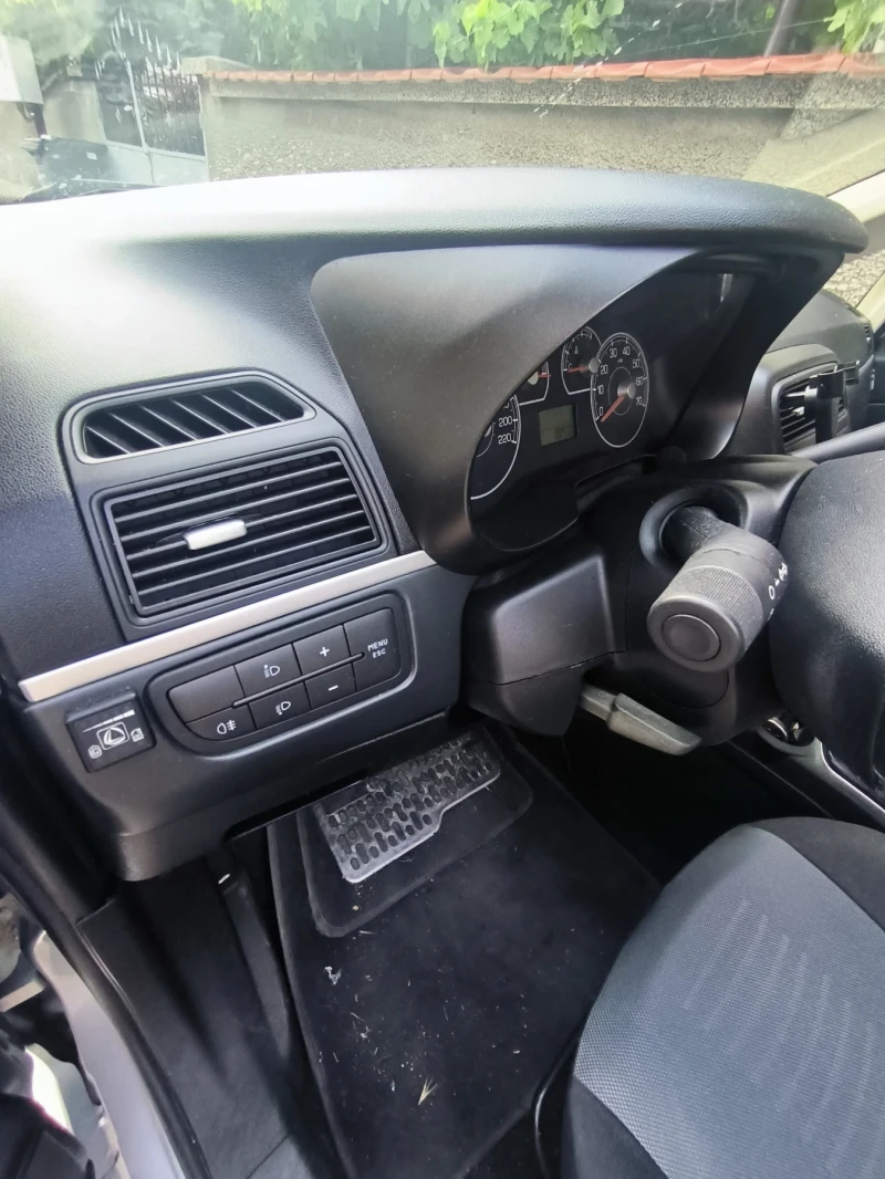 Fiat Punto, снимка 5 - Автомобили и джипове - 51608864