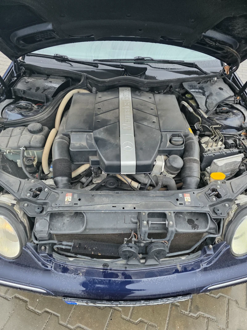 Mercedes-Benz C 320, снимка 13 - Автомобили и джипове - 52468372