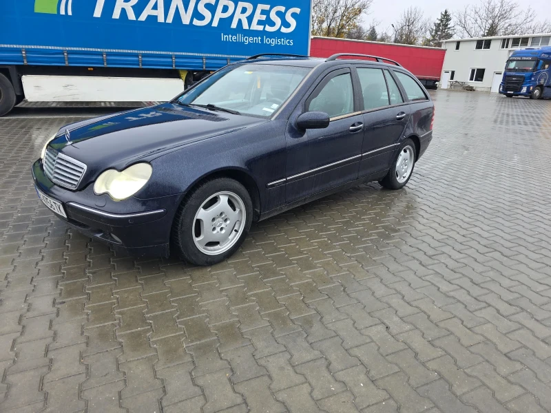 Mercedes-Benz C 320, снимка 2 - Автомобили и джипове - 52468372