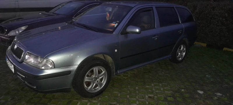 Skoda Octavia 2.0, снимка 9 - Автомобили и джипове - 52769343