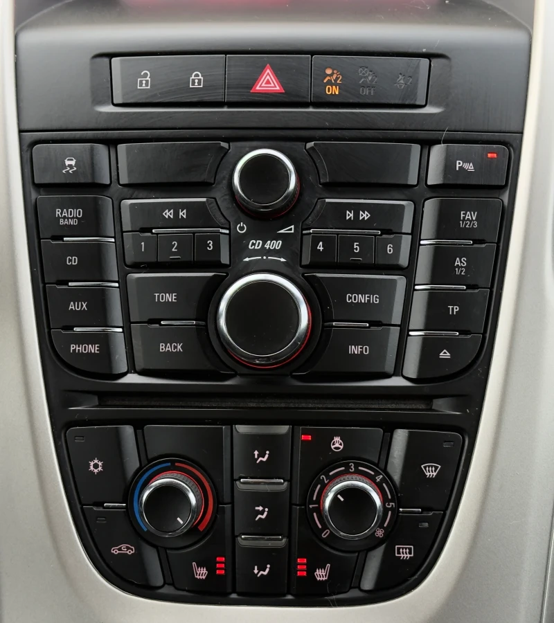 Opel Astra 1.7CDTi EURO 5, снимка 12 - Автомобили и джипове - 52963282