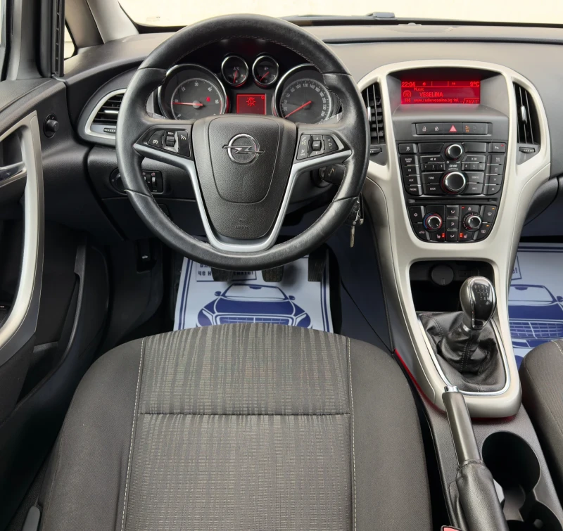Opel Astra 1.7CDTi EURO 5, снимка 10 - Автомобили и джипове - 52963282