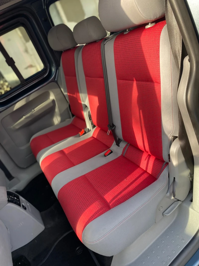 VW Caddy LIFE 1.6, снимка 8 - Автомобили и джипове - 53133724