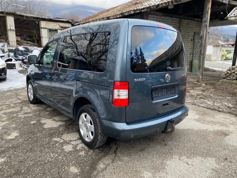 VW Caddy LIFE 1.6, снимка 4 - Автомобили и джипове - 53133724