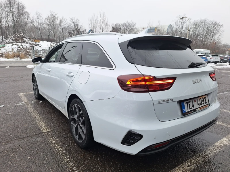 Kia Ceed 1.5 T-GDi 160к.с ТОП-ГАРАНЦИОНЕН - ОЧАКВАН ВНОС, снимка 5 - Автомобили и джипове - 53593437