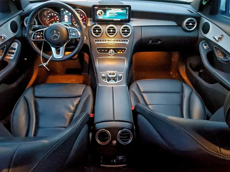 Mercedes-Benz C 300 AMG* 4MATIC* Blind Spot* CarPlay* Подргев* , снимка 7 - Автомобили и джипове - 53038143