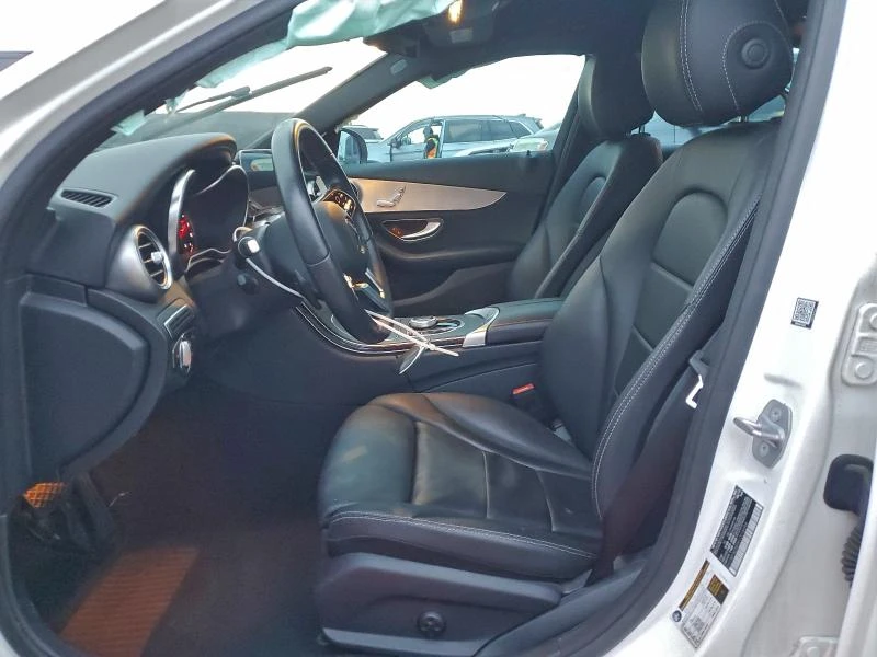 Mercedes-Benz C 300 AMG* 4MATIC* Blind Spot* CarPlay* Подргев* , снимка 8 - Автомобили и джипове - 53038143