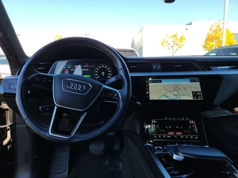Audi E-Tron * TECHNIK * CARFAX * ОПЦИЯ ЗА ФИНАНСИРАНЕ, снимка 11 - Автомобили и джипове - 56731797
