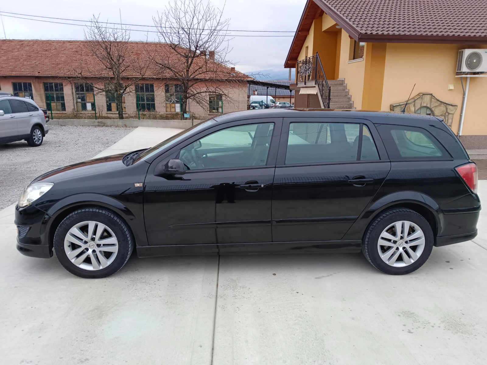 Opel Astra 1.7cdti.140.000км. - изображение 5