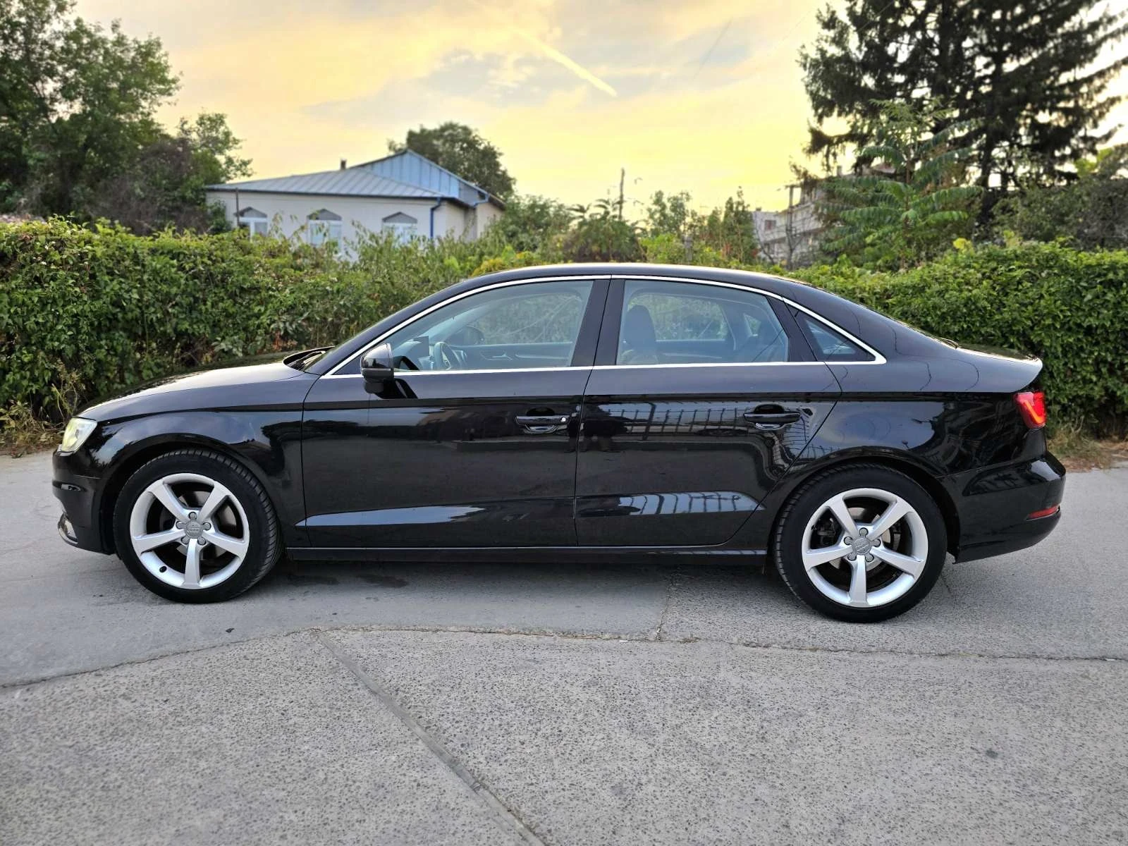 Audi A3 LIMOUSINE 1.4 TFSI - изображение 5