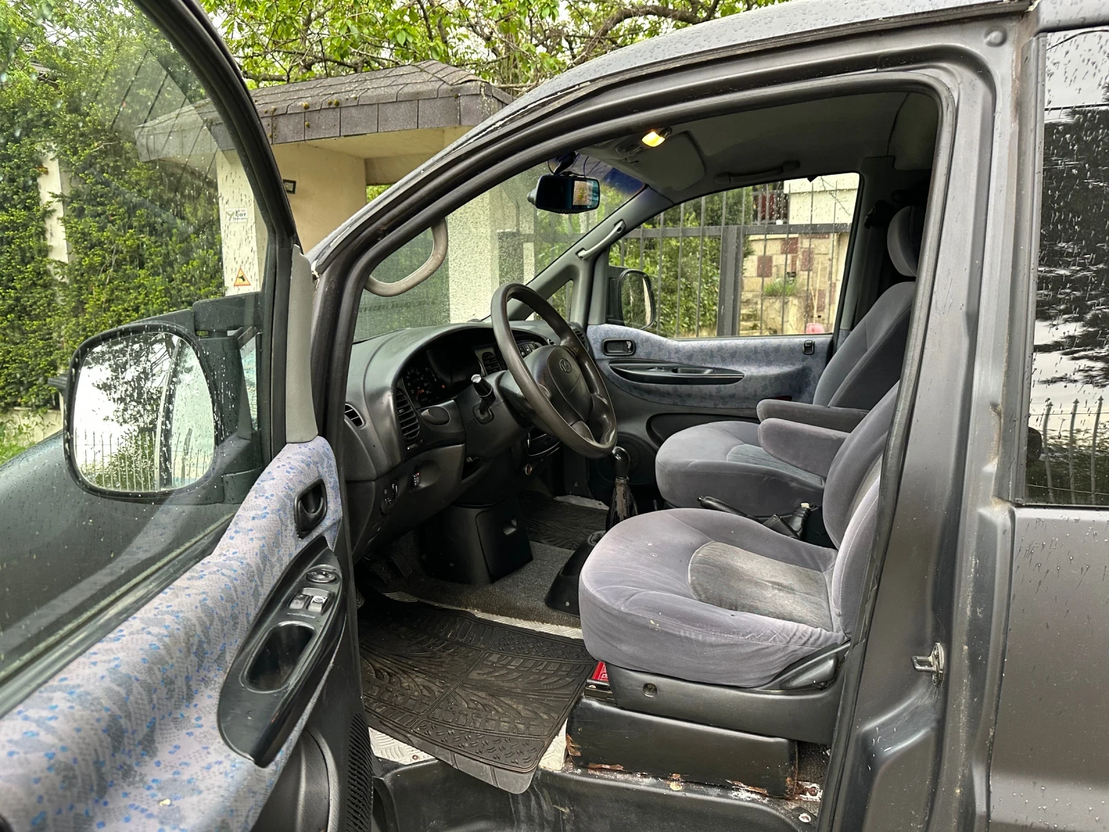 Hyundai Starex 2.4i 4x4 - изображение 6