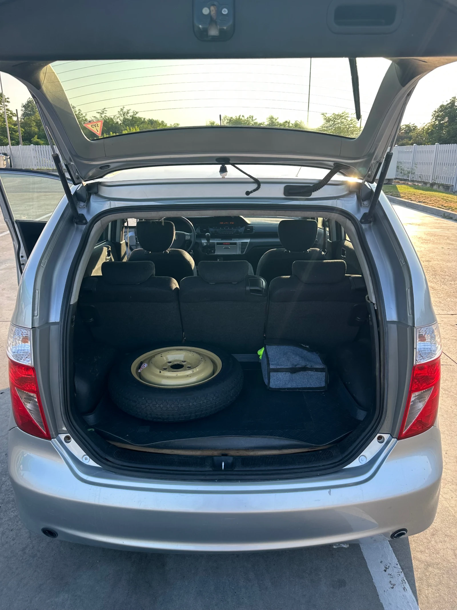 Honda Fr-v 2.0  - изображение 10