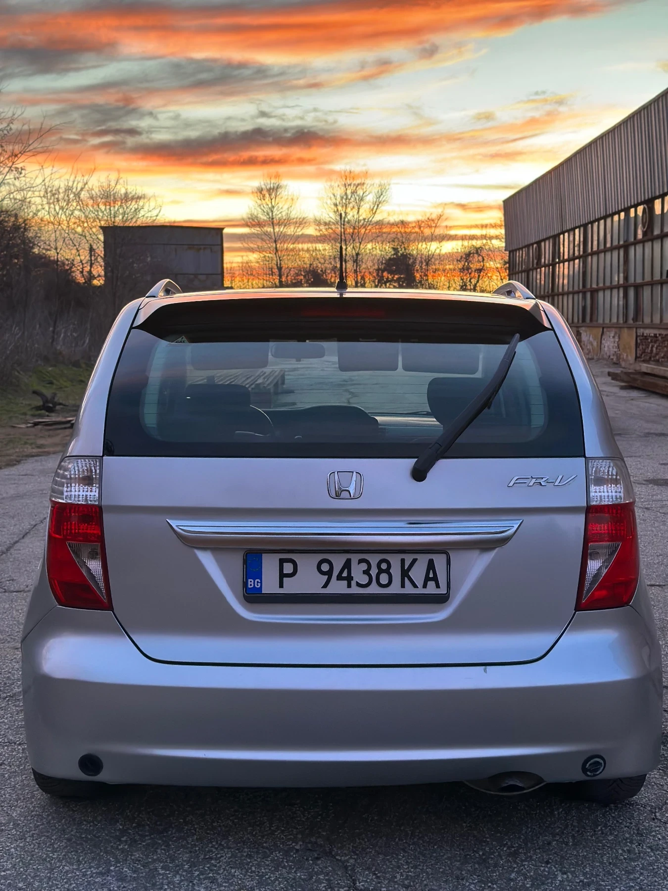 Honda Fr-v 2.0  - изображение 5