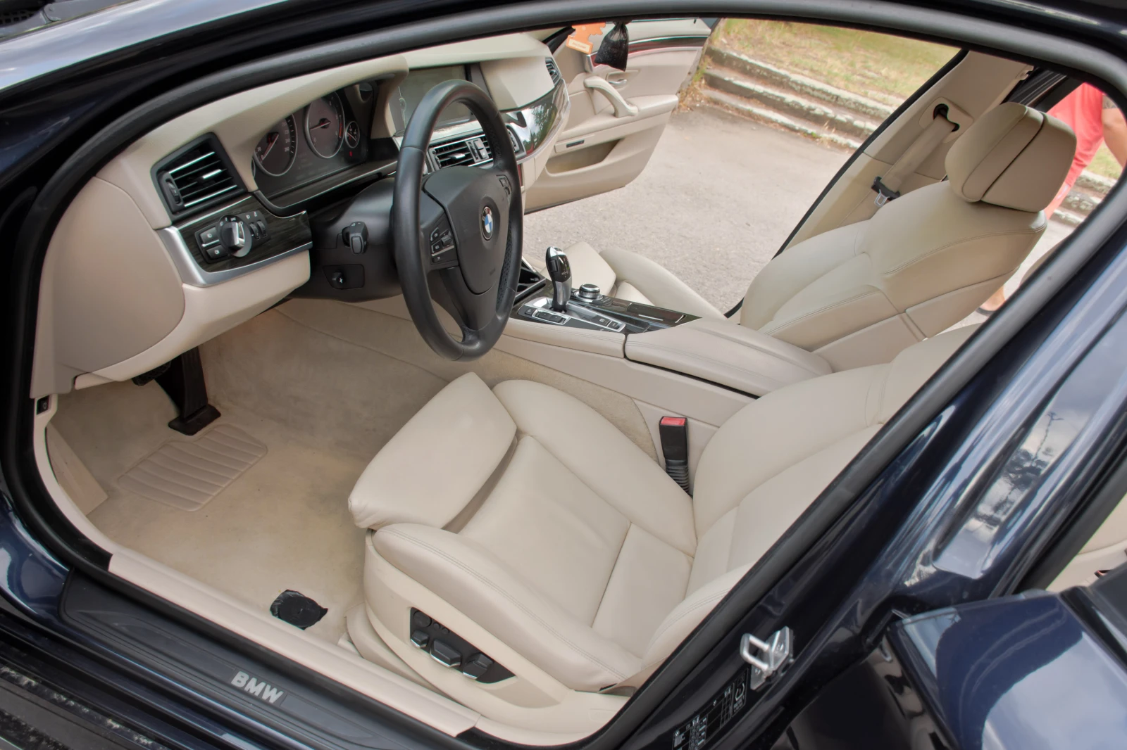 BMW 525 * M-Sport* 8 скорости - изображение 9