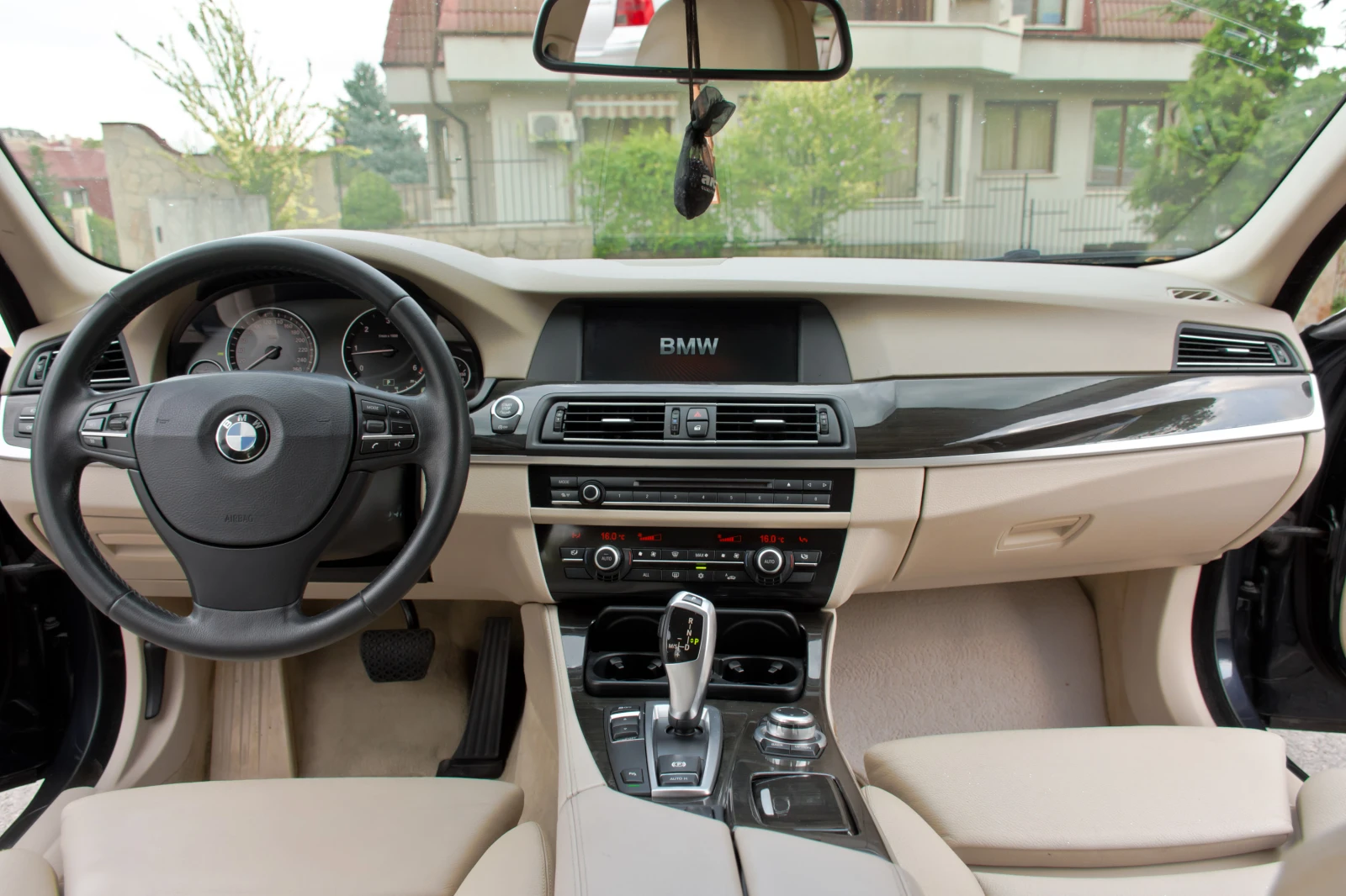 BMW 525 * M-Sport* 8 скорости - изображение 10