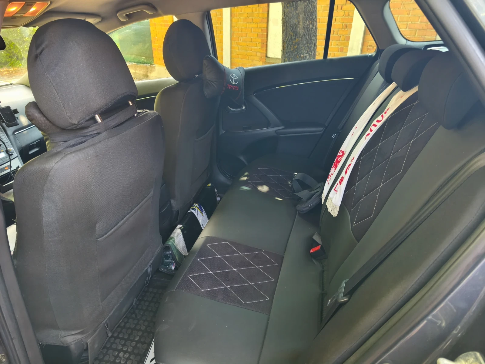 Toyota Avensis Т-27 Комби.2.2 d-cat(150) - изображение 4