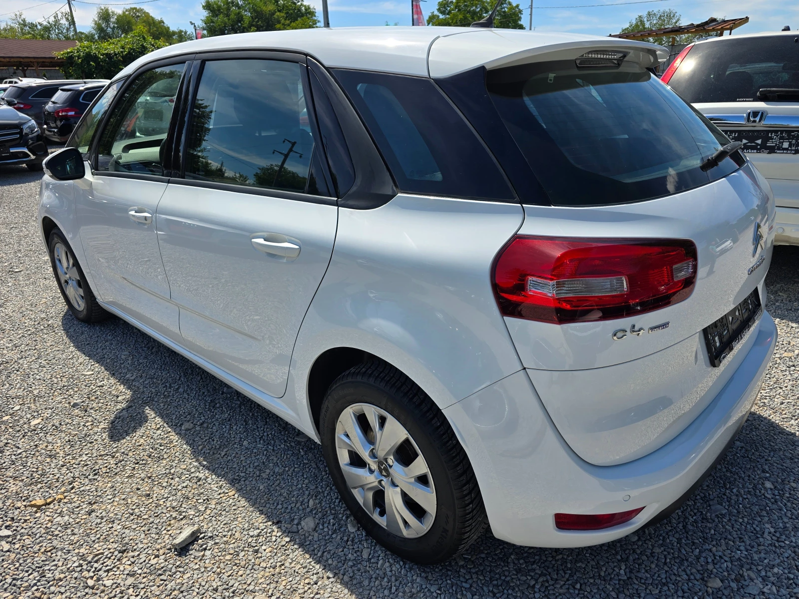Citroen C4 Picasso 1.6HDI-ЕВРО 6В-НАВИГАЦИЯ-6 СКОРОСТИ - изображение 4