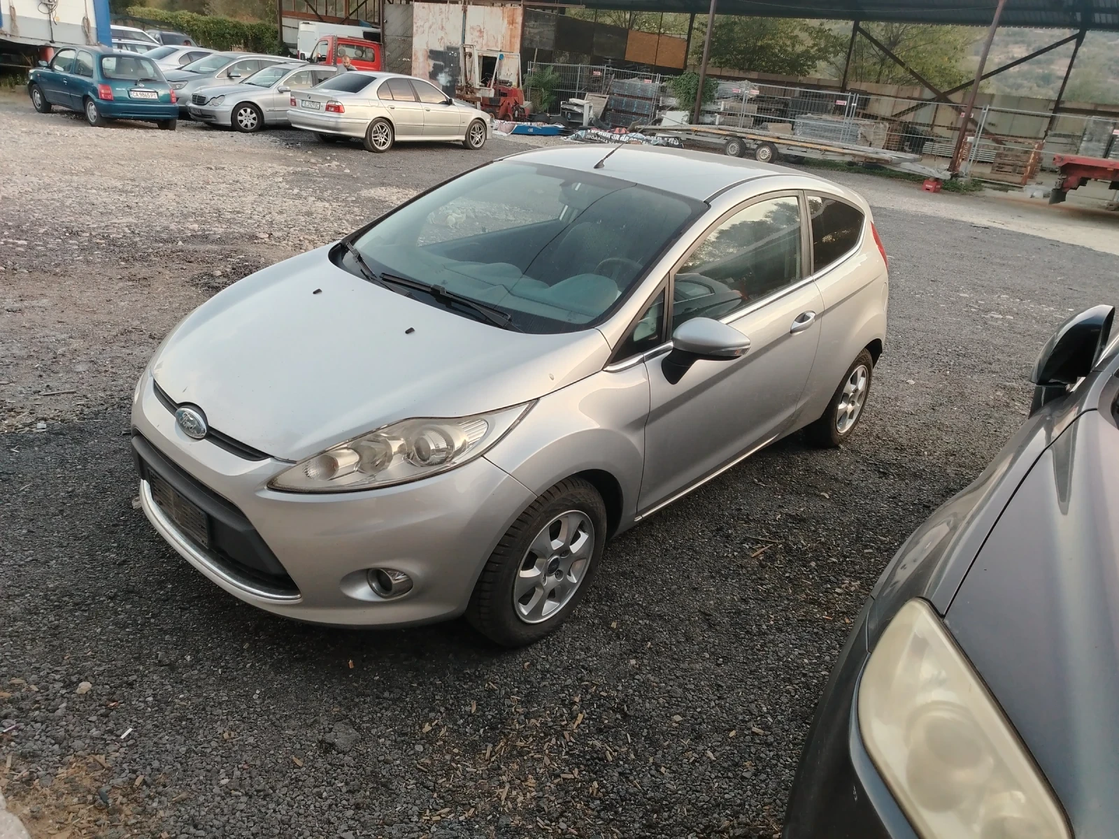 Ford Fiesta  - изображение 7