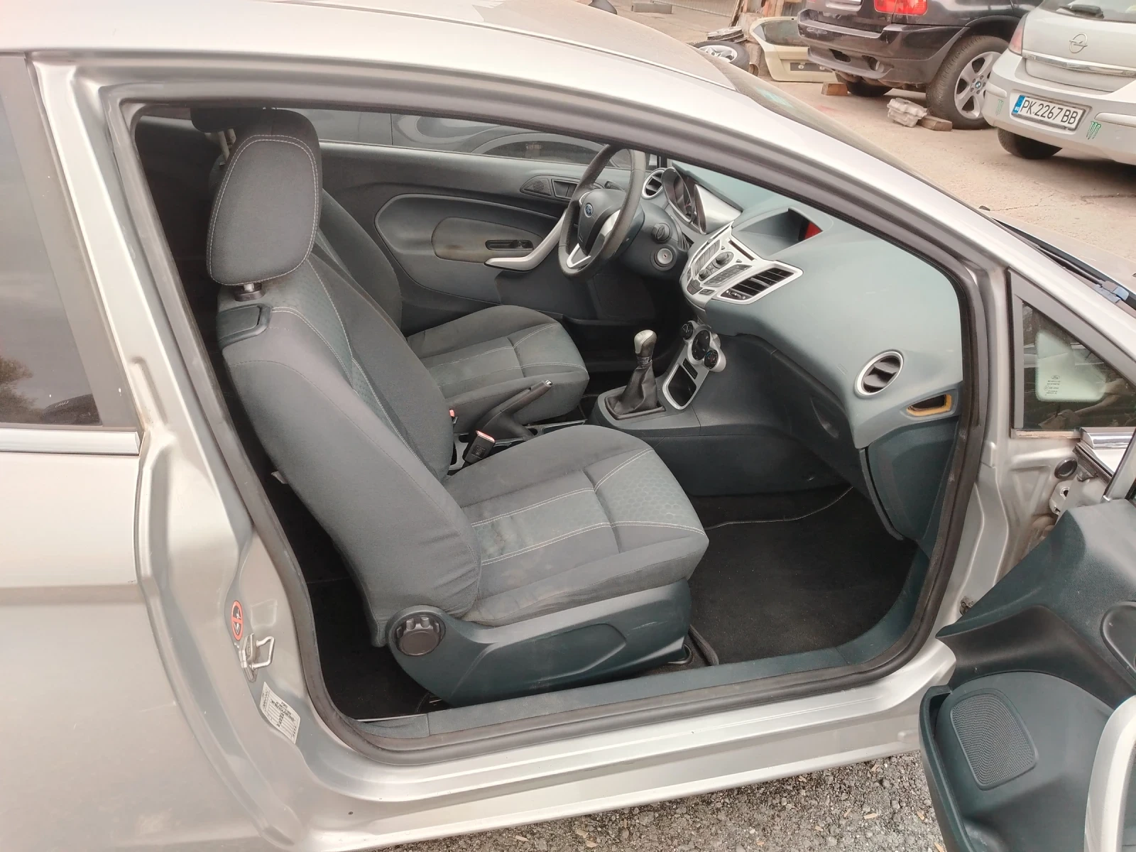 Ford Fiesta  - изображение 5
