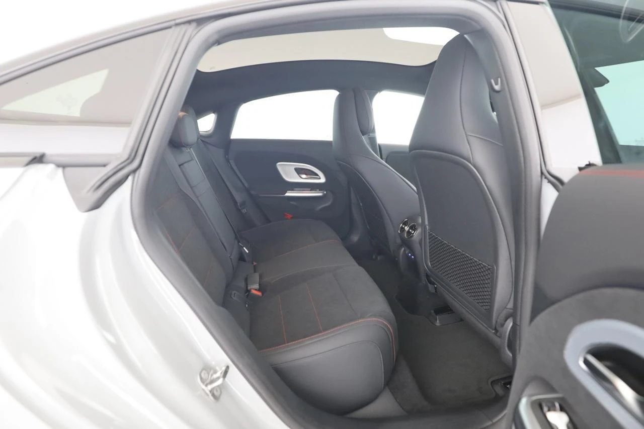 Mercedes-Benz CLA 250 + EQ AMG PANORAMA KEYLESS NIGHT LED CAMERA | Mobile.bg   12