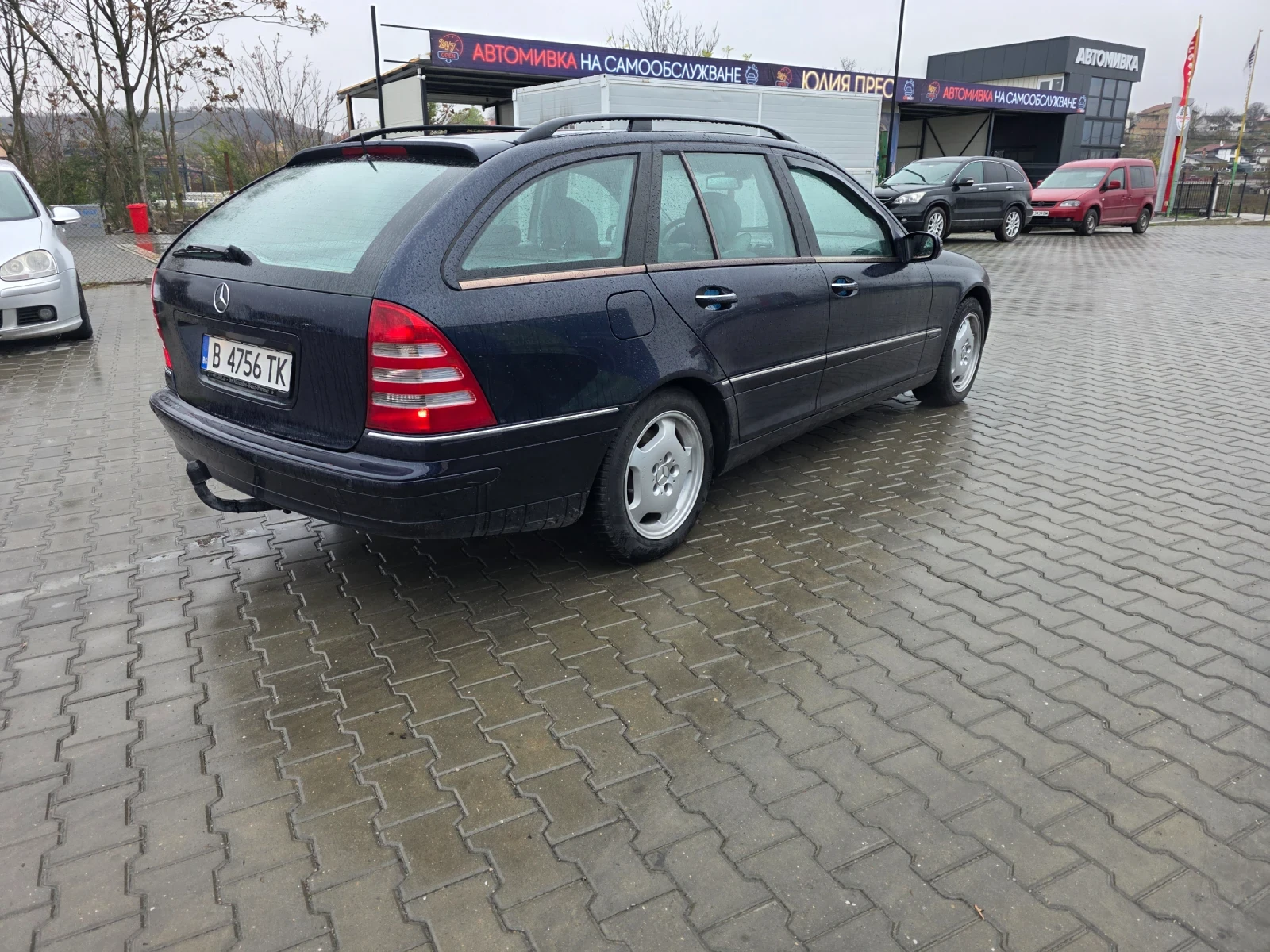 Mercedes-Benz C 320  - изображение 3