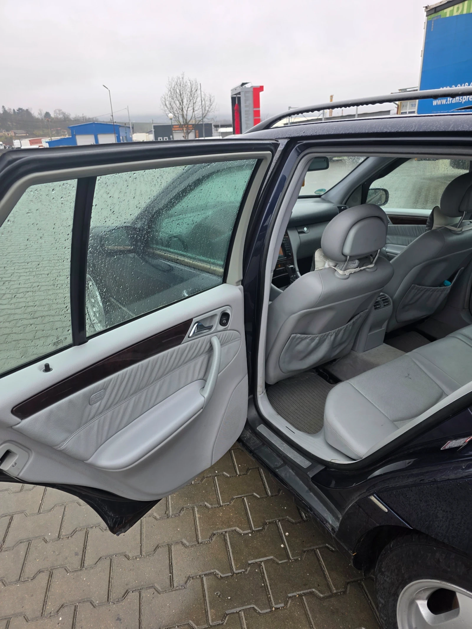 Mercedes-Benz C 320  - изображение 7