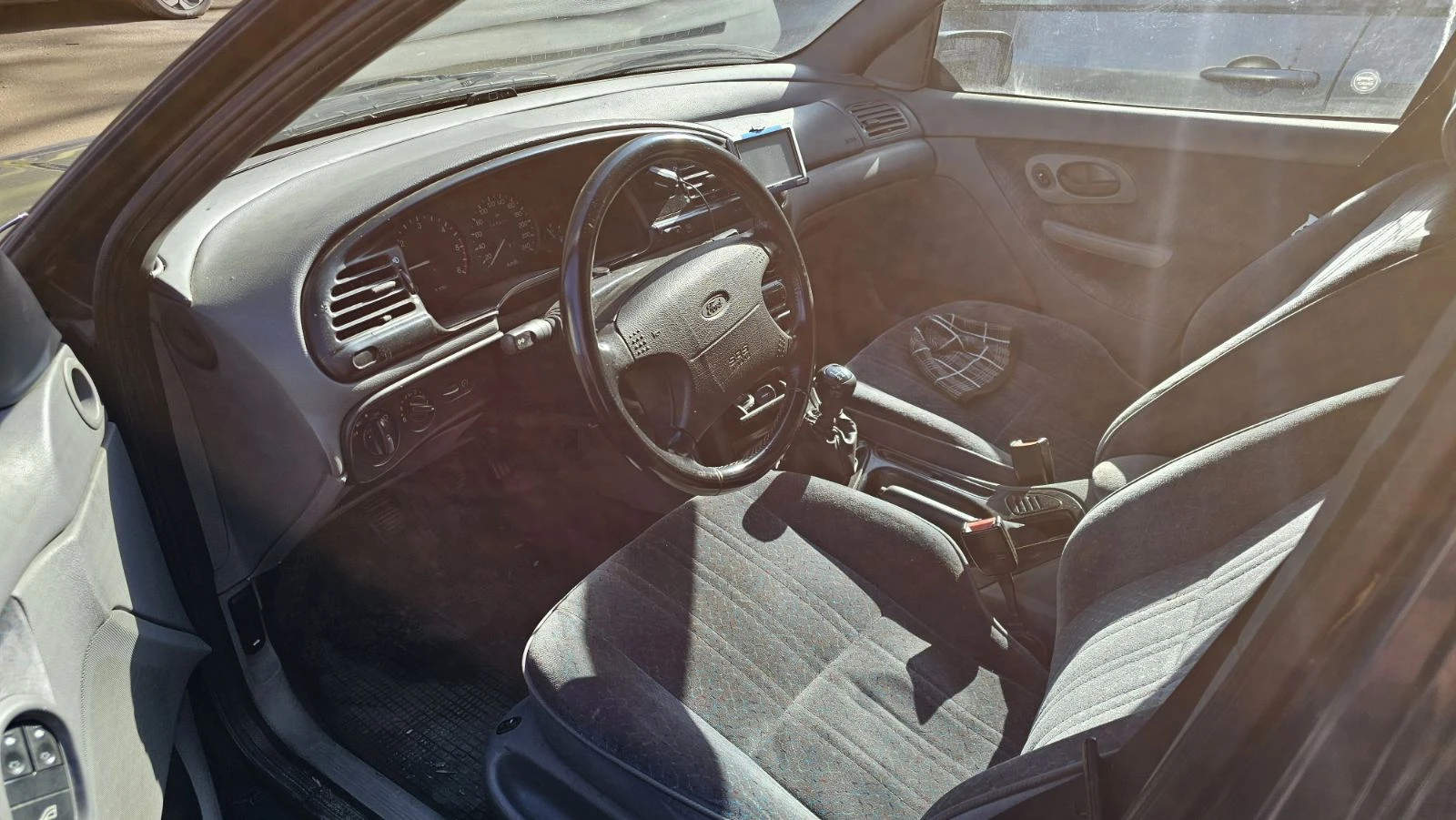 Ford Mondeo  - изображение 4