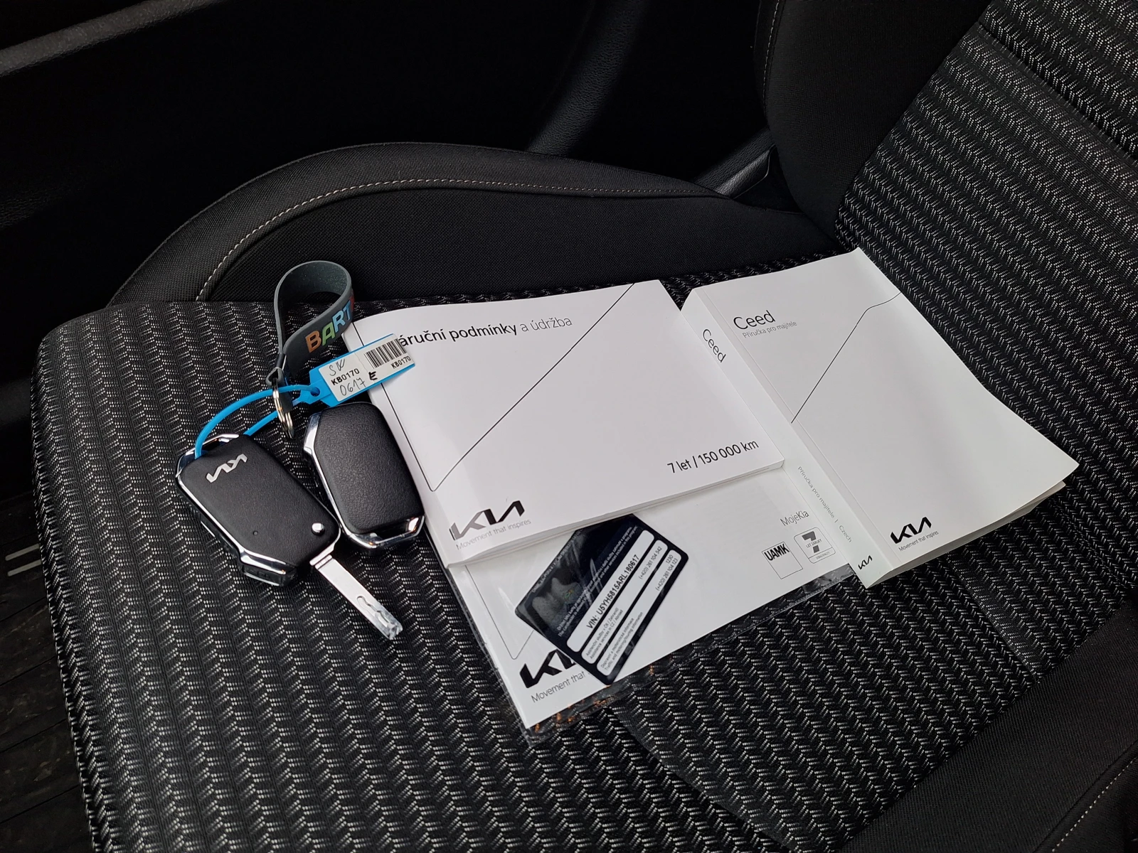 Kia Ceed 1.5 T-GDi 160�.� ���-����������� - ������� ���� | Mobile.bg � ����������� 12