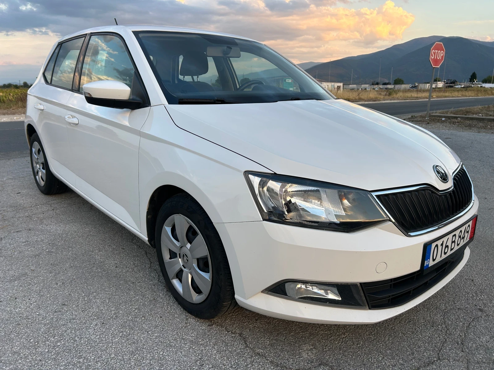 Skoda Fabia 1.4TDI, снимка 2 - Автомобили и джипове - 53674325