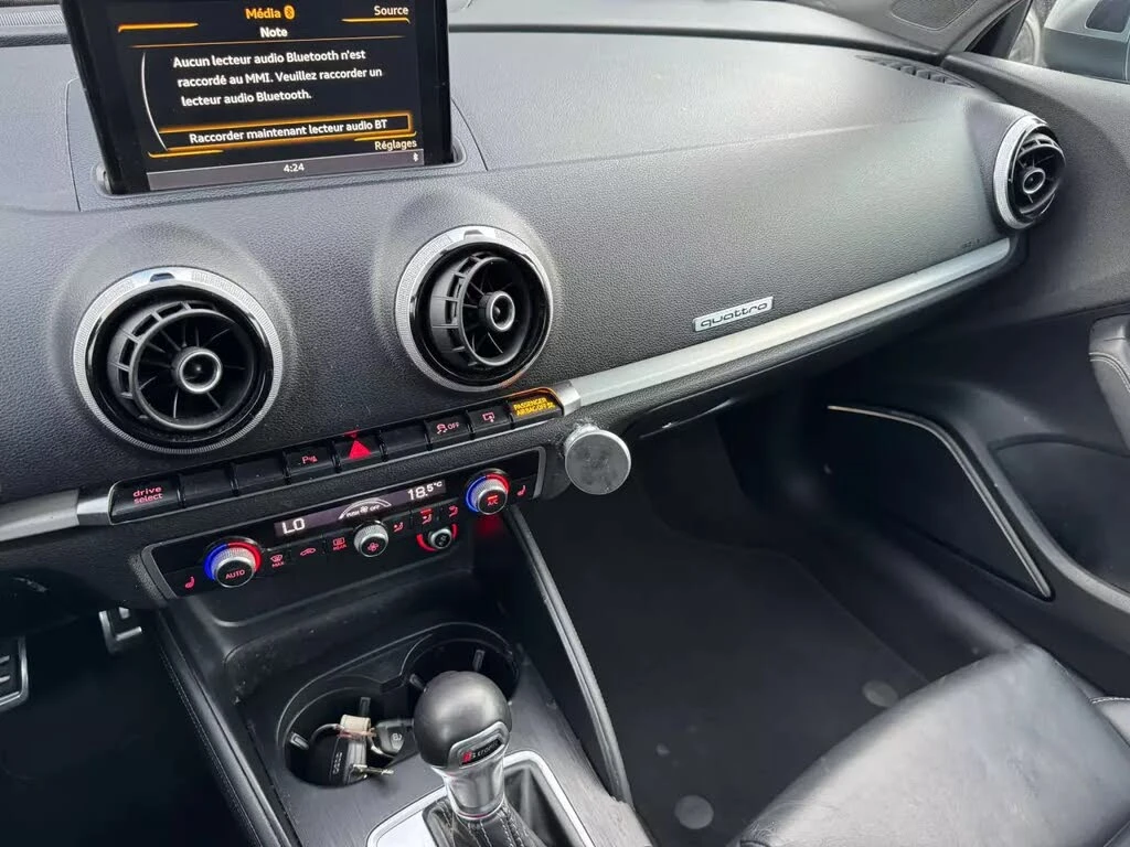 Audi S3 QUATTRO* TECHNIK* KEYLESS* АвтоКредит(ЦЕНА ДО БГ), снимка 9 - Автомобили и джипове - 53713935