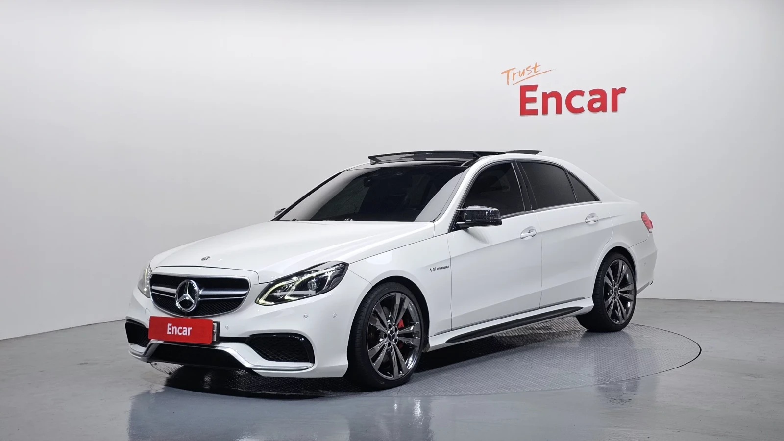 Mercedes-Benz E 250 63 AMG LOOK* PANO* KEYLESS* КРАЙНА ЦЕНА, снимка 2 - Автомобили и джипове - 54080799