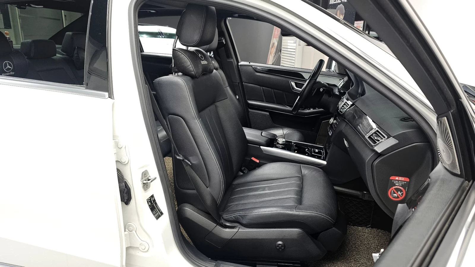 Mercedes-Benz E 250 63 AMG LOOK* PANO* KEYLESS* КРАЙНА ЦЕНА, снимка 10 - Автомобили и джипове - 54080799