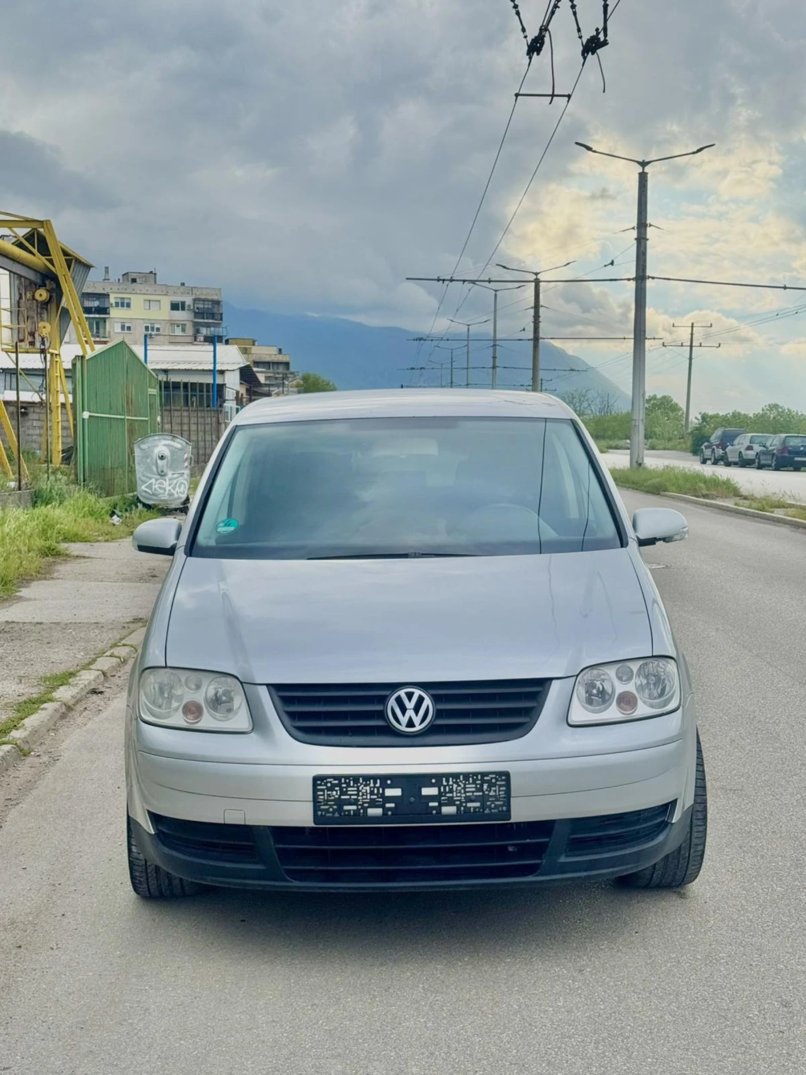VW Touran 1.9 105кс