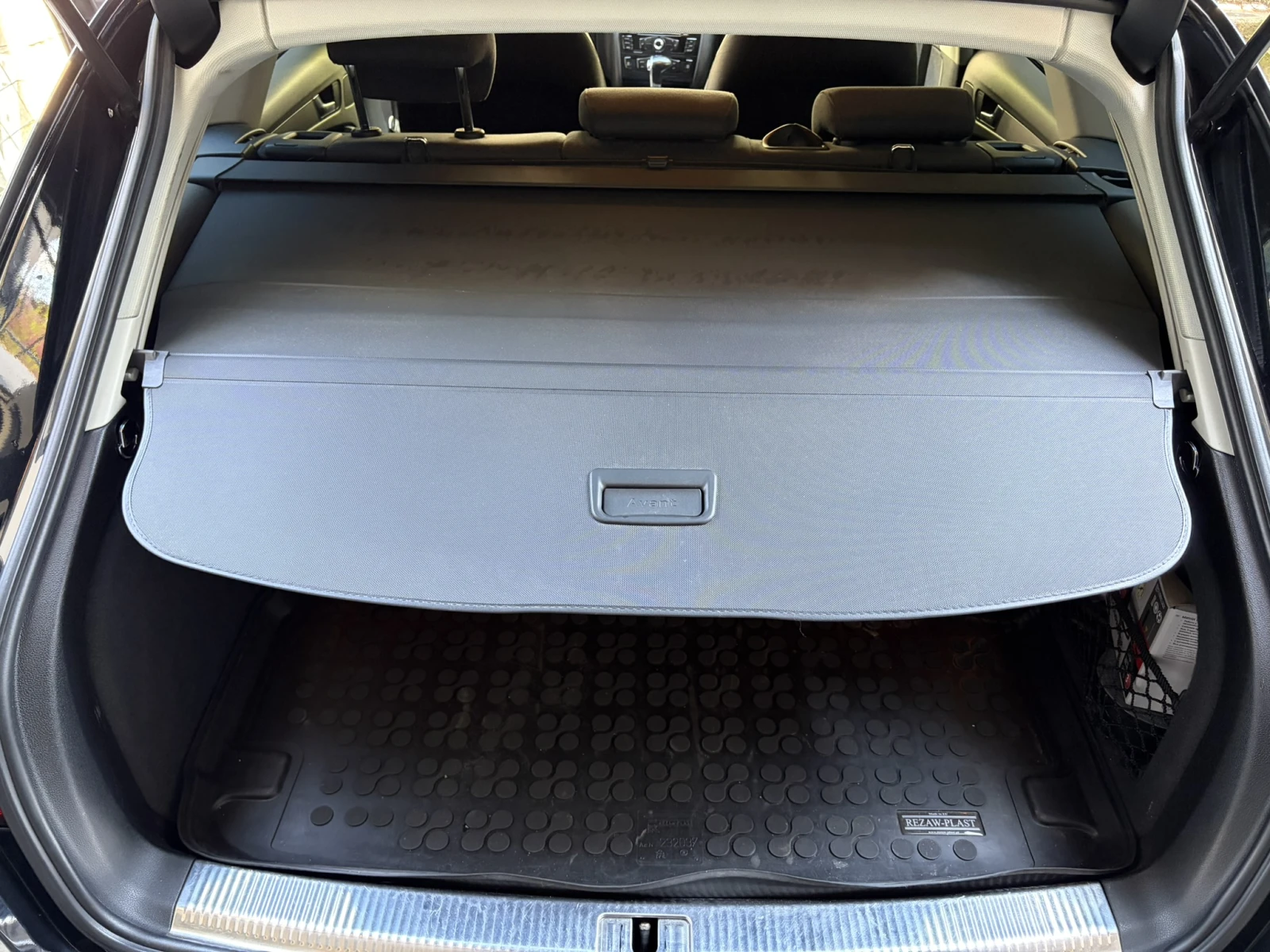 Audi A4 2.0 TDI 150 кс, снимка 9 - Автомобили и джипове - 54454194