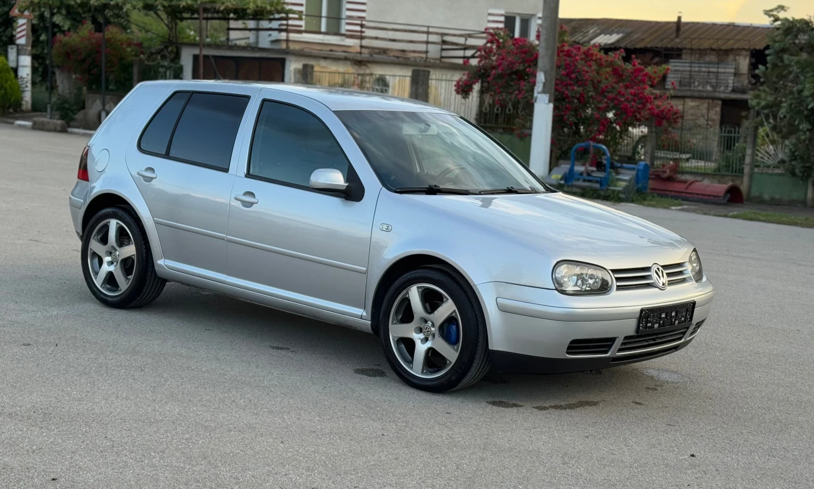 VW Golf Xenon HighLine, снимка 7 - Автомобили и джипове - 54768126