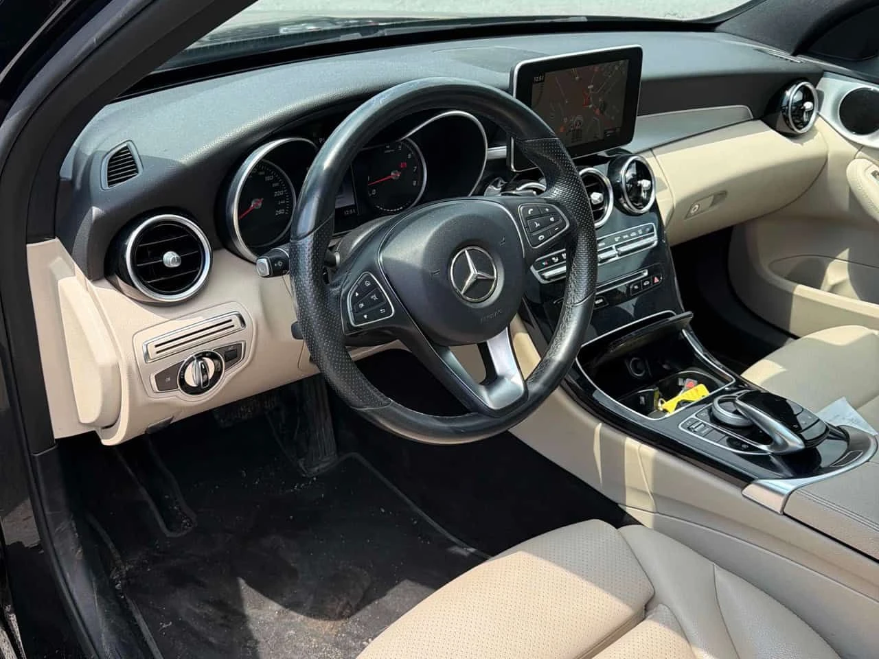 Mercedes-Benz C 300 4MATIC/ПАНОРАМА/ПОДГРЕВИ, снимка 7 - Автомобили и джипове - 55125435