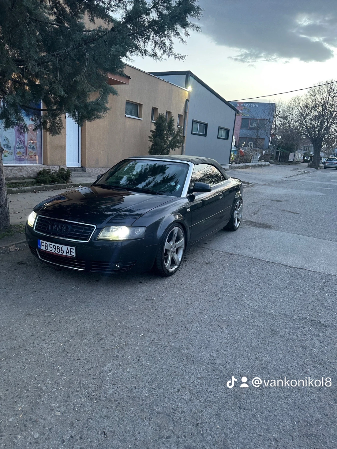 Audi A4, снимка 4 - Автомобили и джипове - 55175059