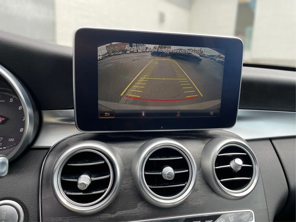 Mercedes-Benz C 300 4MATIC AMG PACK* ПОДГРЕВ* КАМЕРА* PANORAMA* , снимка 14 - Автомобили и джипове - 55275671