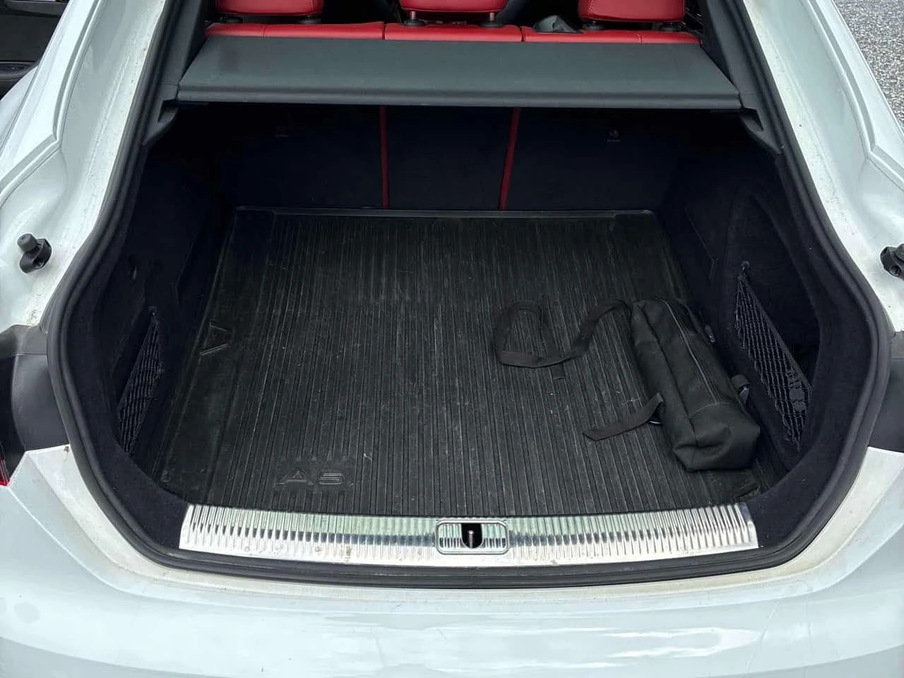 Audi S5 Technik/ЛАЗЕРИ/360/DIS/B&O/CARFAX/АВТОКРЕДИТ, снимка 13 - Автомобили и джипове - 55530001