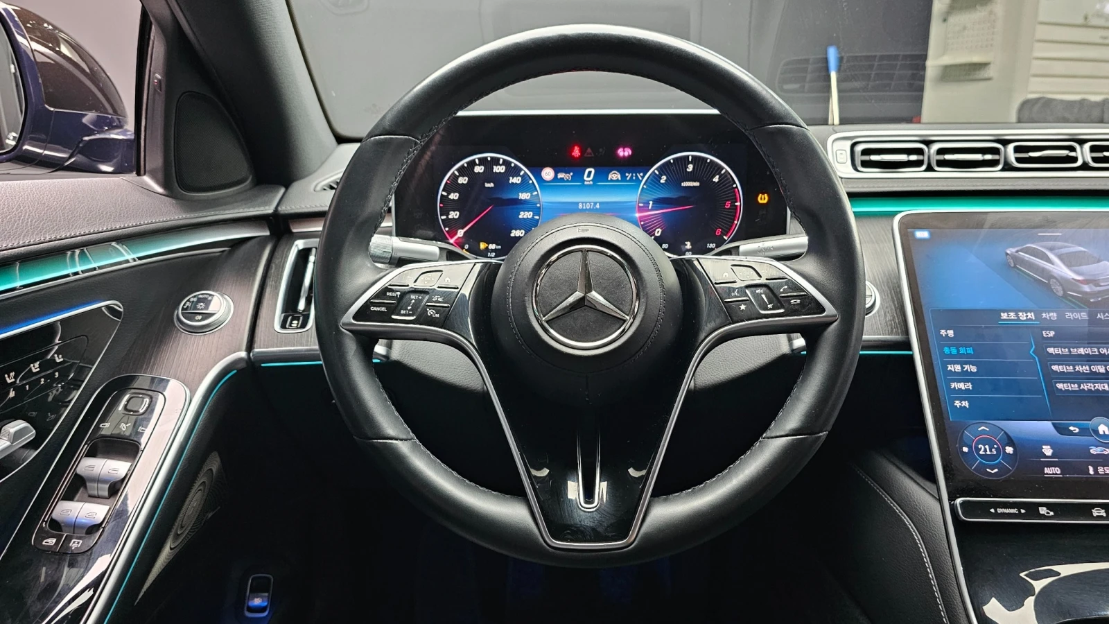 Mercedes-Benz S 350 d * DIS * HUD * PANO * BURM * ОБДУХ * 360, снимка 7 - Автомобили и джипове - 55588142