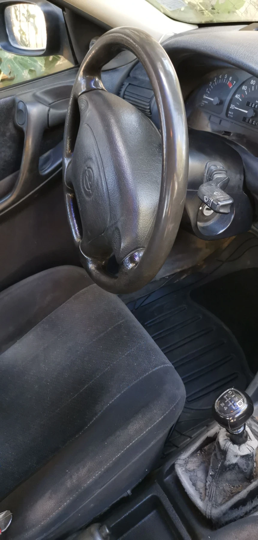Opel Astra 1.6mi, снимка 7 - Автомобили и джипове - 56346539