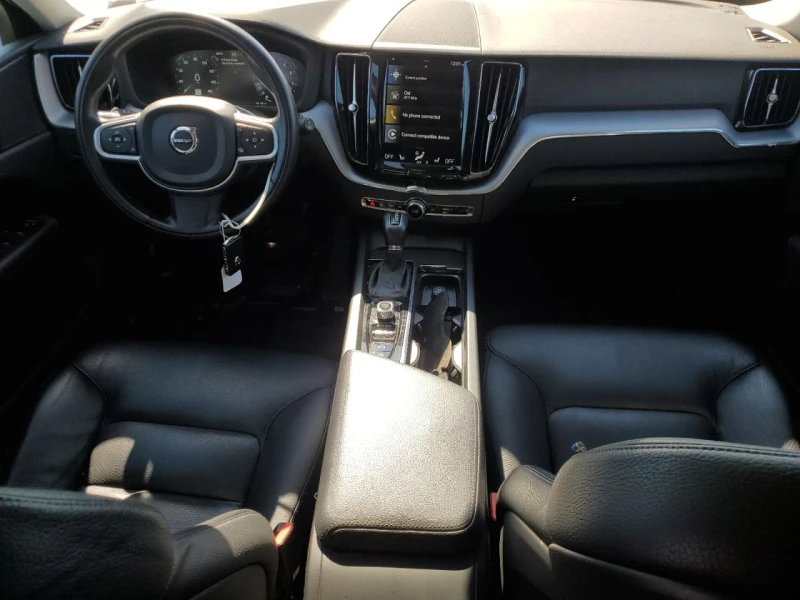 Volvo XC60 T5 MOMENTUM AWD 258кс, снимка 8 - Автомобили и джипове - 47920333