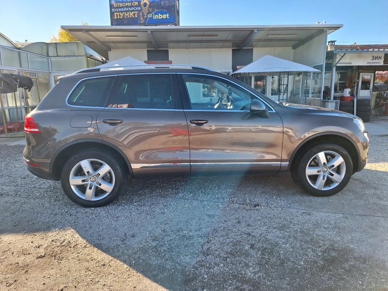 VW Touareg 3.0 TDI, снимка 12 - Автомобили и джипове - 48460990