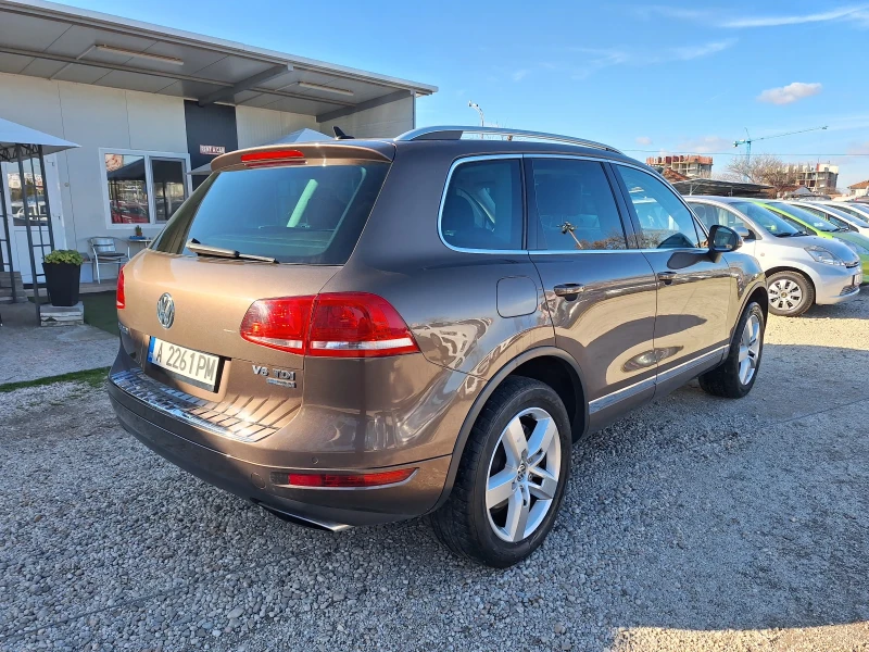 VW Touareg 3.0 TDI, снимка 11 - Автомобили и джипове - 48460990