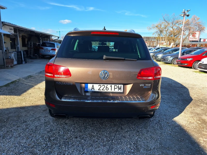 VW Touareg 3.0 TDI, снимка 10 - Автомобили и джипове - 48460990