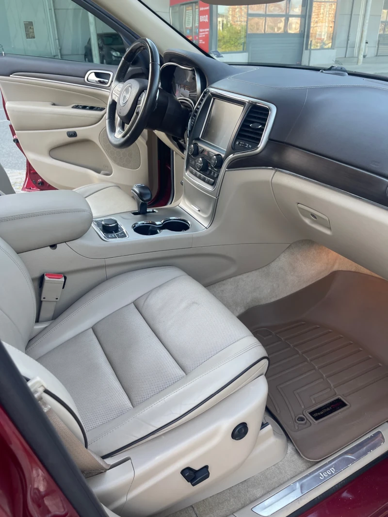 Jeep Grand cherokee OVERLAND, снимка 12 - Автомобили и джипове - 50803389