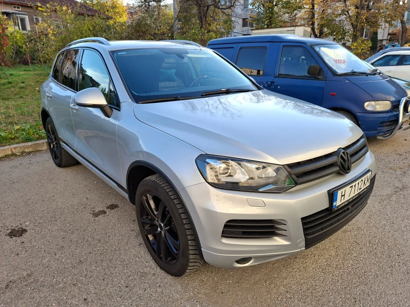 VW Touareg Блокажи Сменена Верига 360 камера 3.0 TDI 300  кс, снимка 4 - Автомобили и джипове - 52288840