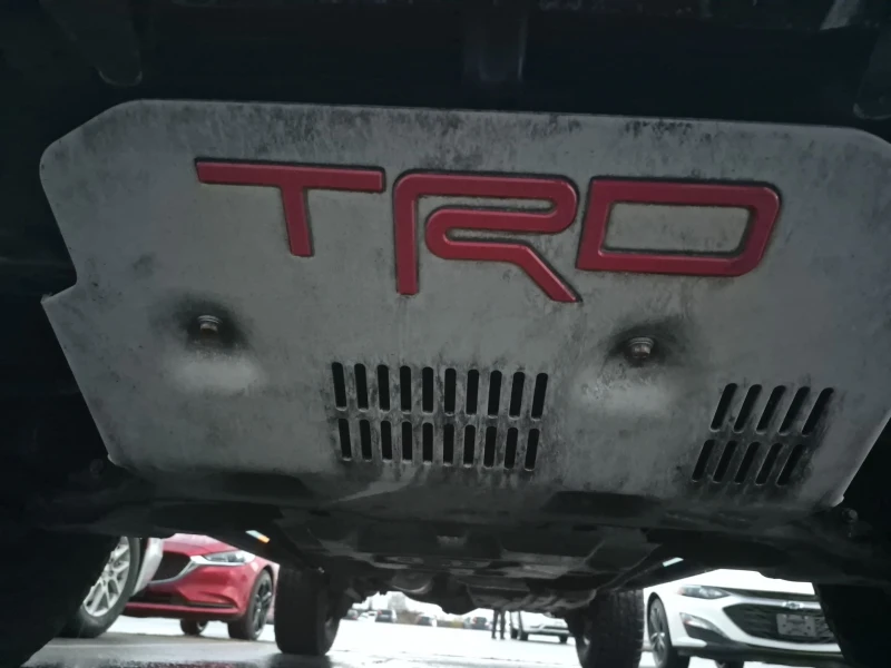 Toyota 4runner TRD Pro 4WD, снимка 14 - Автомобили и джипове - 53183269