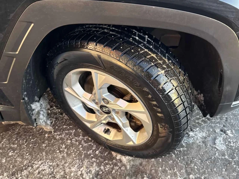 Hyundai Tucson  Essential/Подгрев/Памет/Навигация , снимка 7 - Автомобили и джипове - 53580976