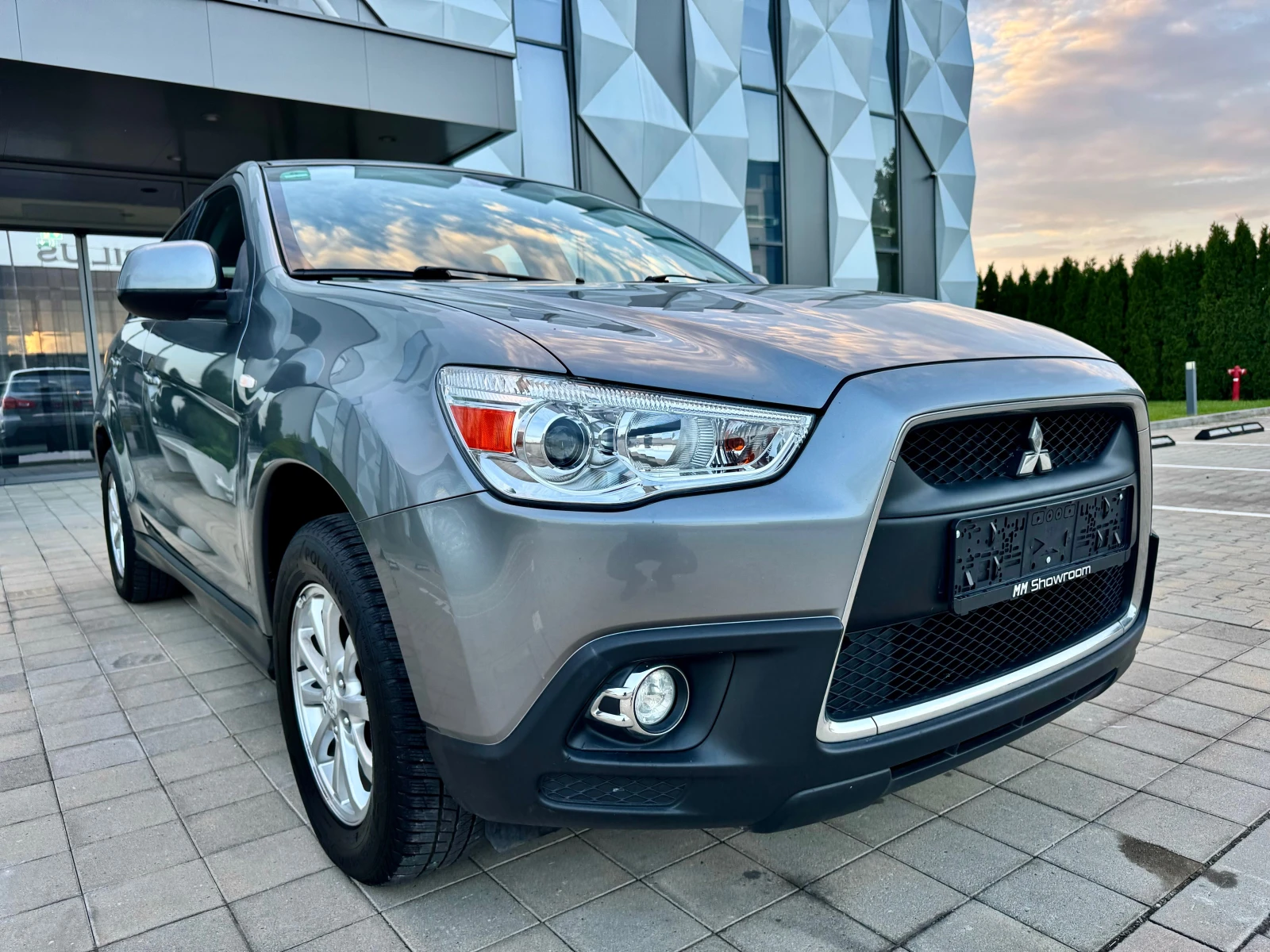 Mitsubishi ASX 1.6-ГАЗОВА-УРЕДБА-КЛИМАТРОНИК-ПАРКТРОНИК-АВТОПИЛОТ - изображение 3